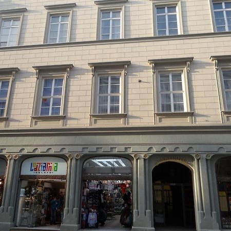 บูทิก อพาร์ตโฮเต็ล แอนด์ อพาร์ตเมนต์ Aparthotel คราคูฟ ภายนอก รูปภาพ