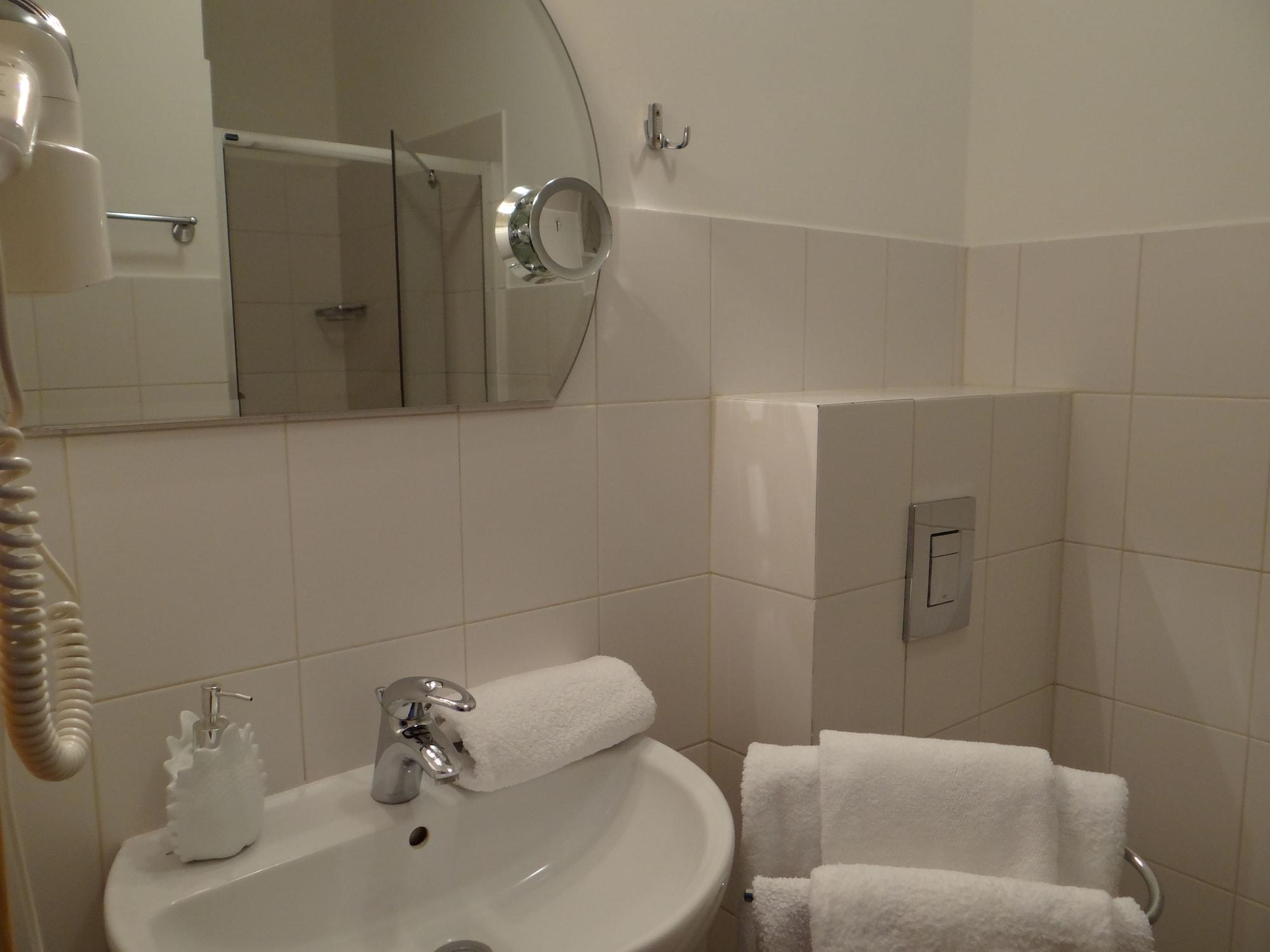 บูทิก อพาร์ตโฮเต็ล แอนด์ อพาร์ตเมนต์ Aparthotel คราคูฟ ภายนอก รูปภาพ