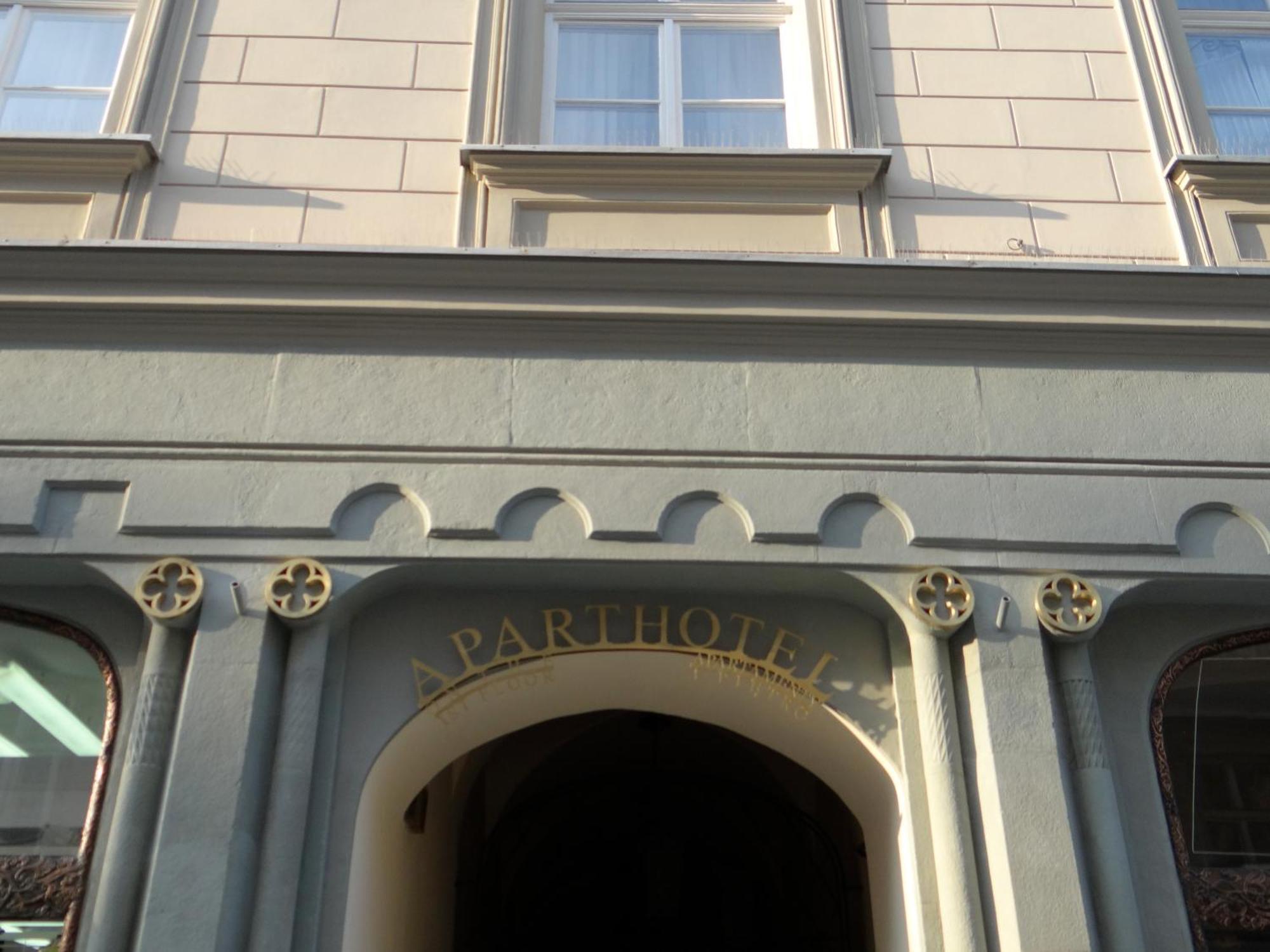 บูทิก อพาร์ตโฮเต็ล แอนด์ อพาร์ตเมนต์ Aparthotel คราคูฟ ภายนอก รูปภาพ